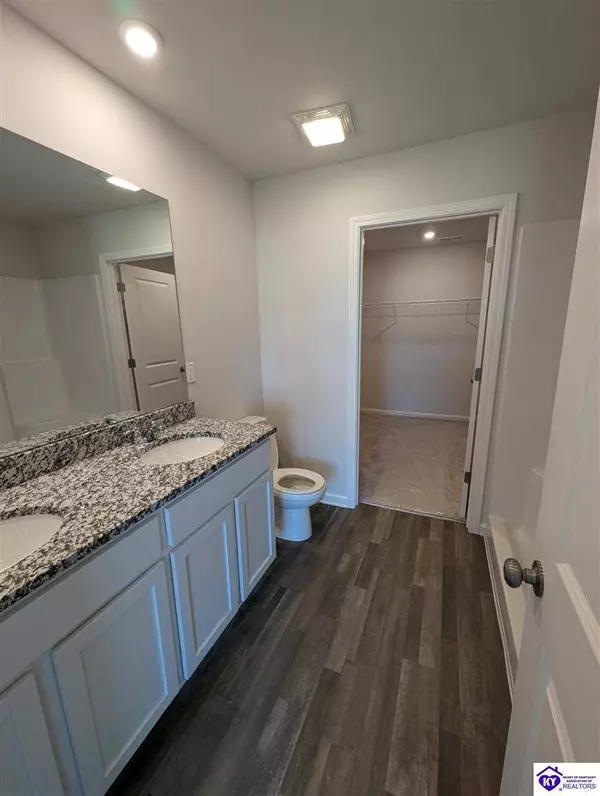 305 High Peak Place, Elizabethtown, KY 42701