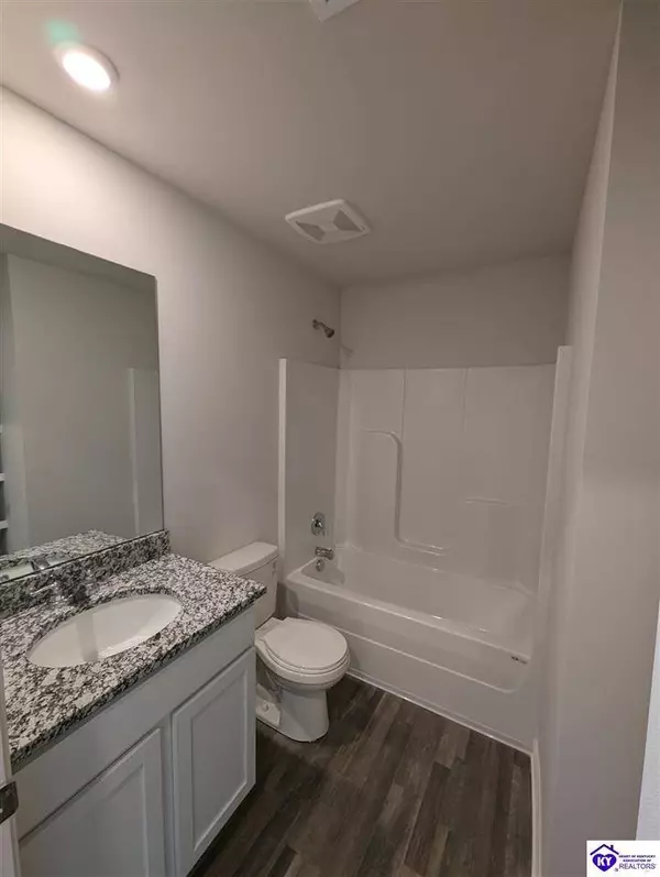 305 High Peak Place, Elizabethtown, KY 42701