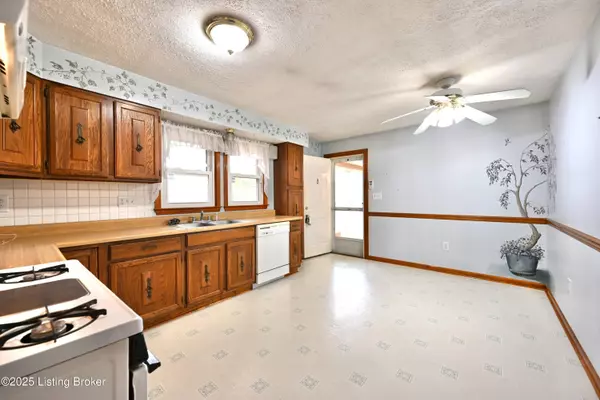 2403 Mercer Ave, Louisville, KY 40216