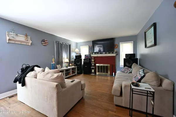 11296 S Preston Hwy, Lebanon Junction, KY 40150