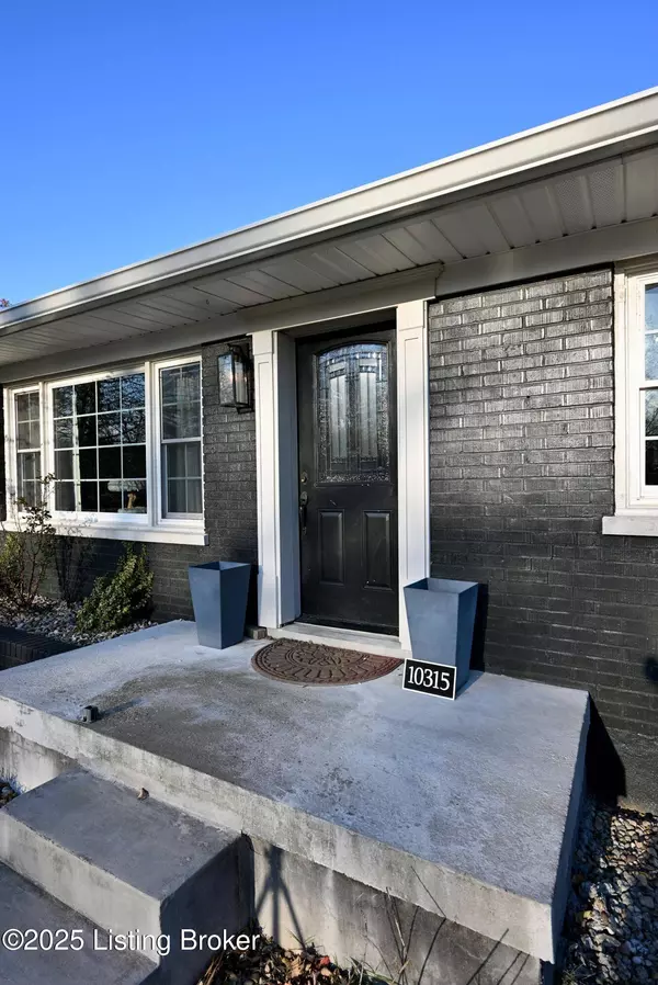 10315 Starlight WAY, Louisville, KY 40272