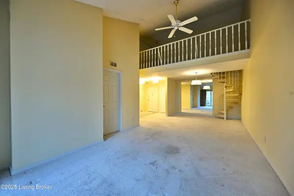 1616 Gardiner Ln #210, Louisville, KY 40205