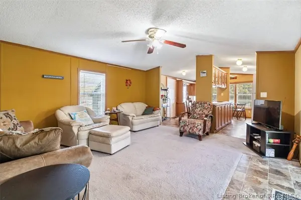 4614 Rivers Edge DR, Charlestown, IN 47111