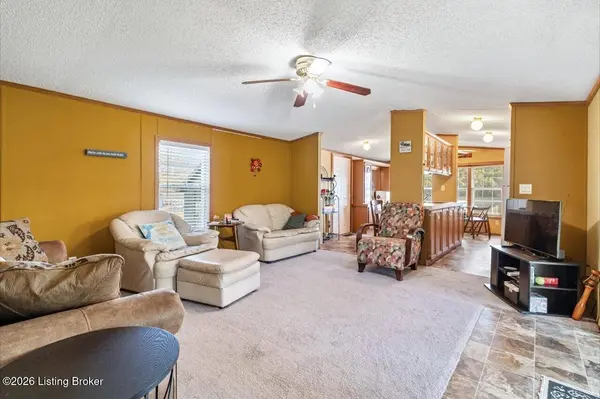 4614 Rivers Edge Dr, Charlestown, IN 47111