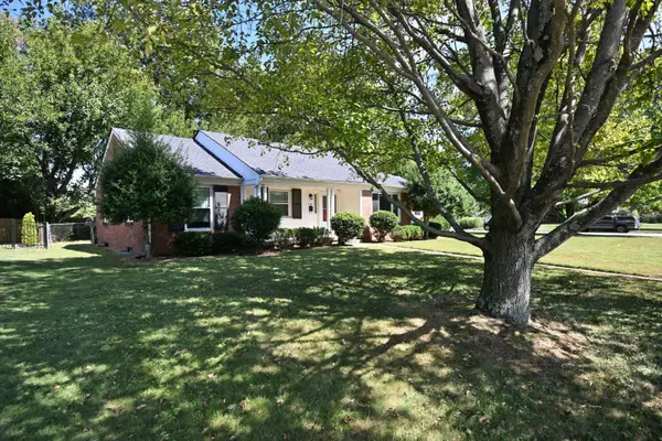 1521 Woodluck Avenue, Louisville, KY 40205