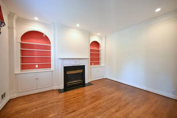 206 Coralberry Road, Louisville, KY 40207
