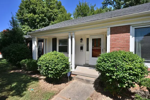 1521 Woodluck Avenue, Louisville, KY 40205