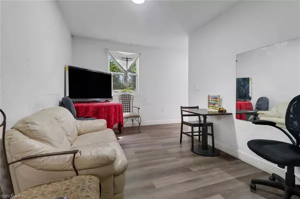 4180 Sabal LN #1, Fort Myers, FL 33905