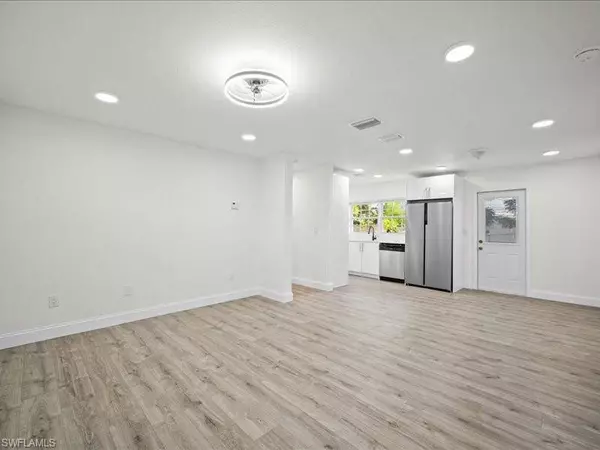 21512 Kenyon AVE, Port Charlotte, FL 33952