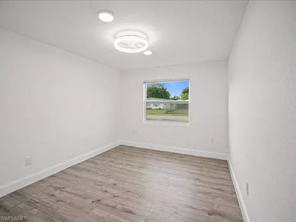 21512 Kenyon AVE, Port Charlotte, FL 33952