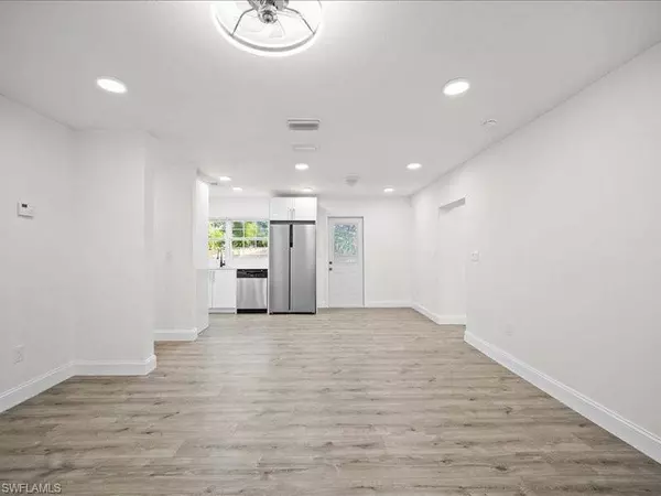 21512 Kenyon AVE, Port Charlotte, FL 33952