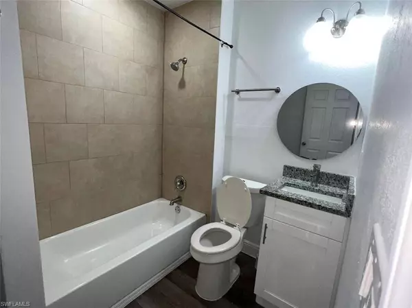 4180 Sabal LN #2, Fort Myers, FL 33905