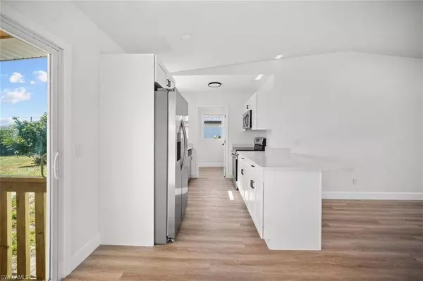 4101 3rd ST SW, Lehigh Acres, FL 33976