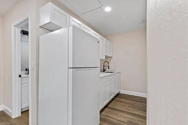 2570 Charleston Park DR #APT, Alva, FL 33920