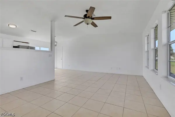 2028 NE 17th PL, Cape Coral, FL 33909