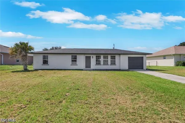 2028 NE 17th PL, Cape Coral, FL 33909