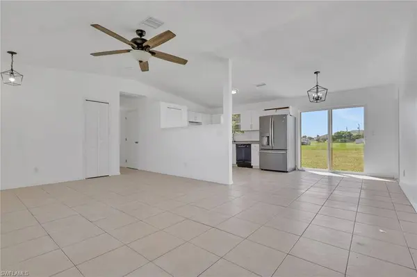 2028 NE 17th PL, Cape Coral, FL 33909
