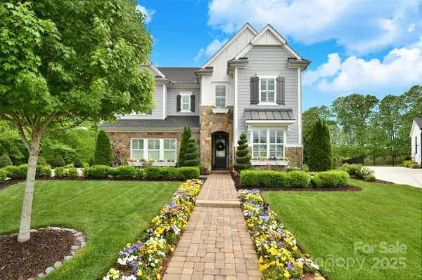 9596 Pacing LN NW, Concord, NC 28027