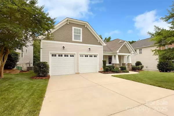 3807 Blazeprince DR, Charlotte, NC 28215