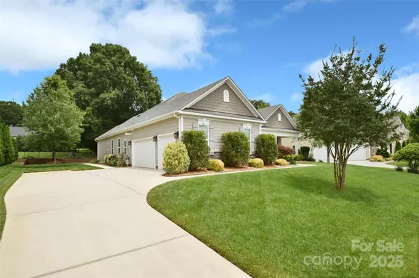 551 Brightleaf PL NW, Concord, NC 28027