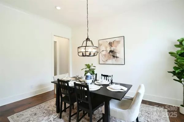 1310 Bershire LN, Charlotte, NC 28262