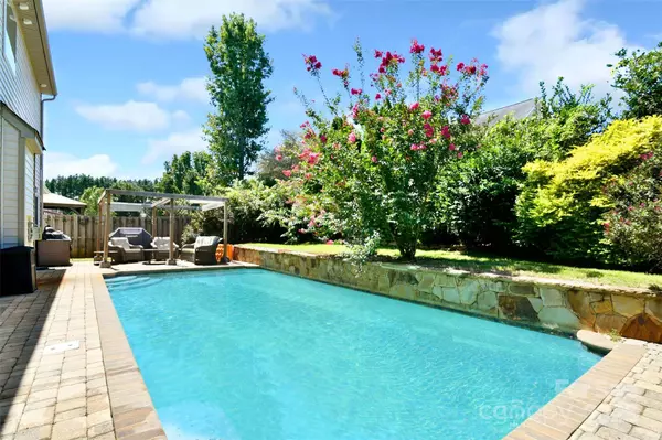 122 Karlstad LN, Mooresville, NC 28115