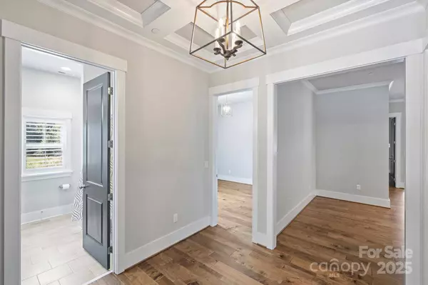 3856 Zemosa LN NW, Concord, NC 28027