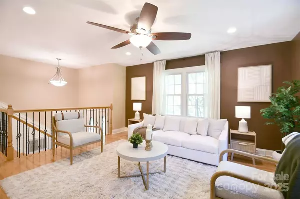 7517 Cornwallis LN, Charlotte, NC 28270