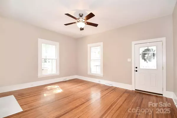 814 W A ST, Kannapolis, NC 28081