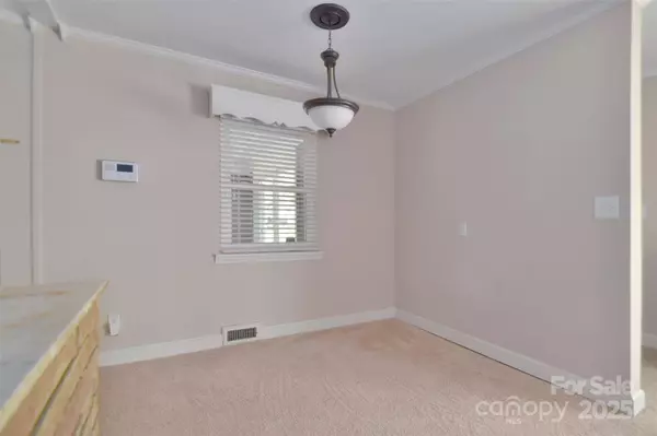 1641 Eastwood DR, Kannapolis, NC 28083