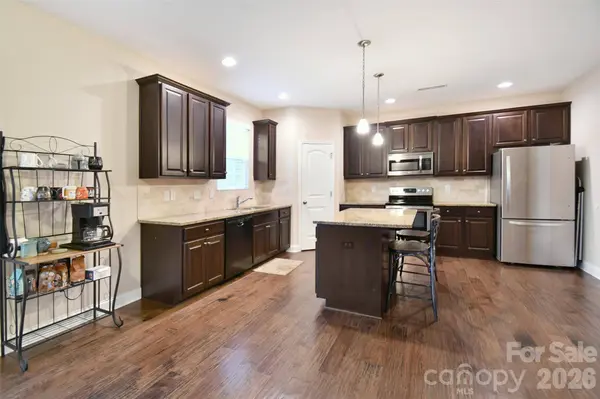 2619 Able Glen CT, Charlotte, NC 28214