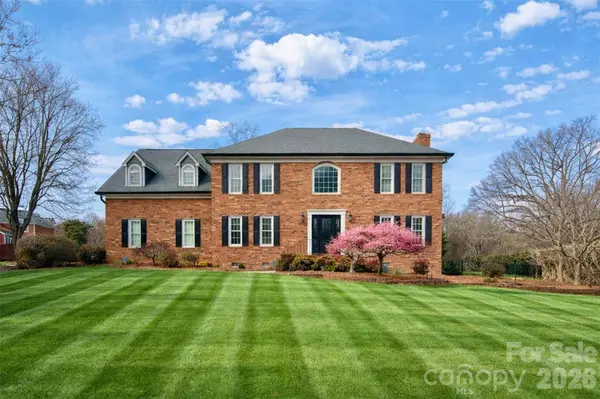 1398 Chalmers CT NW, Concord, NC 28027