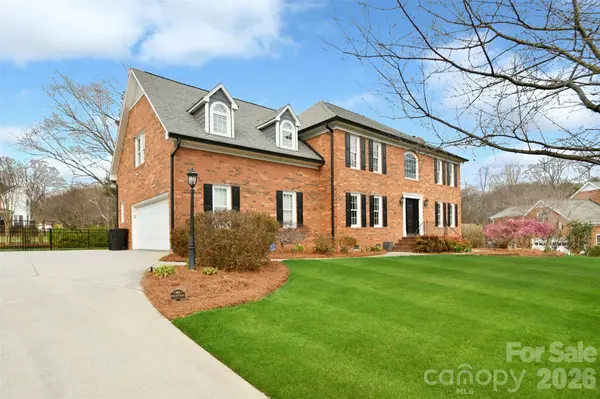 1398 Chalmers CT NW, Concord, NC 28027