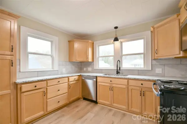 2420 Lane ST, Kannapolis, NC 28083