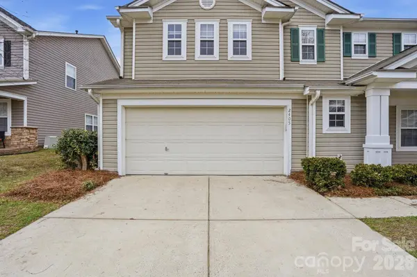 2405 Harwood Hills LN, Charlotte, NC 28214