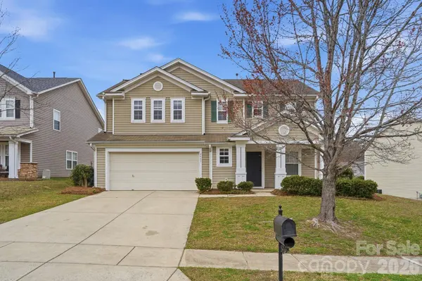2405 Harwood Hills LN, Charlotte, NC 28214