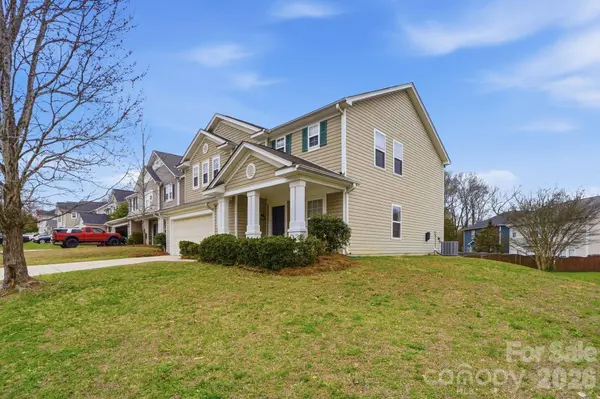 2405 Harwood Hills LN, Charlotte, NC 28214