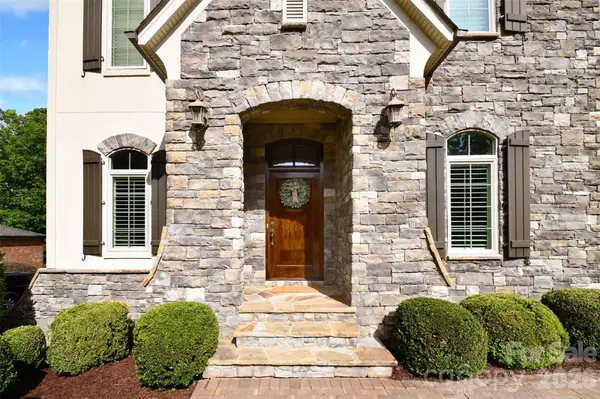 9920 Clarkes View PL NW, Concord, NC 28027