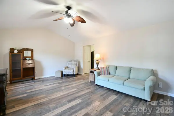 2041 Brantley Creek DR, Kannapolis, NC 28083