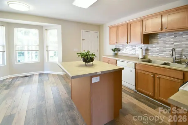 2041 Brantley Creek DR, Kannapolis, NC 28083