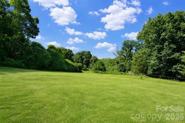 0000 Vista DR, Davidson, NC 28036