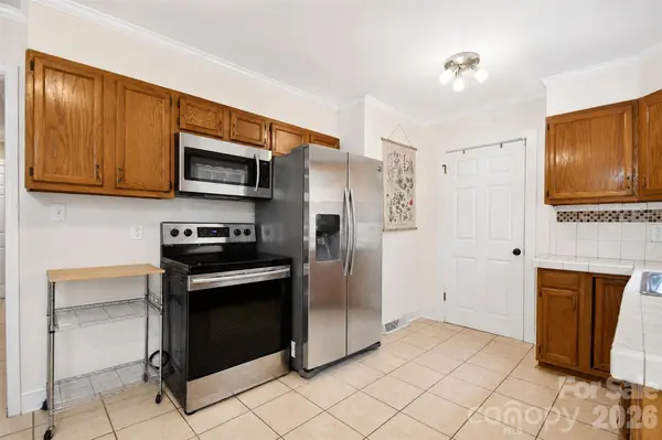 608 Pamela ST NE, Concord, NC 28025