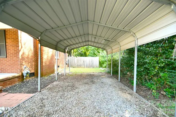 608 Pamela ST NE, Concord, NC 28025