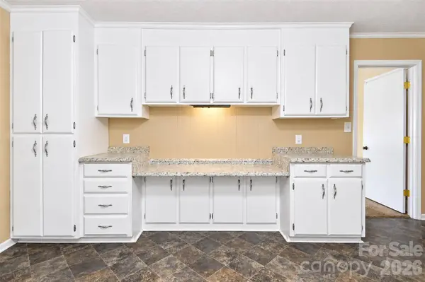 4800 Club View DR, Concord, NC 28025