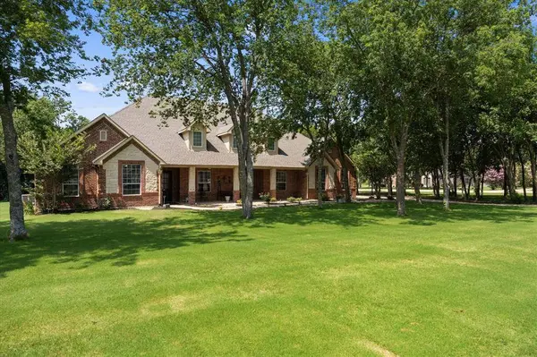 126 Eastcreek Drive, Royse City, TX 75189