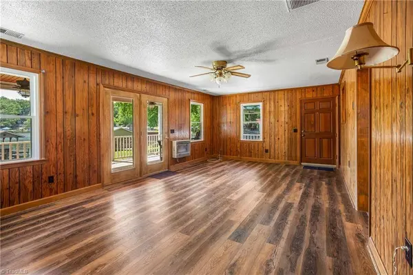 188 Nicks RD #20/21, Norwood, NC 28128