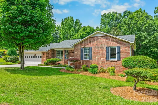 115 Woodland DR, Salisbury, NC 28146