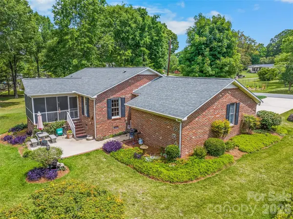 115 Woodland DR, Salisbury, NC 28146