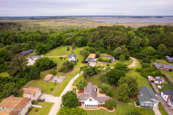 1115 Waterlily RD, Coinjock, NC 27923