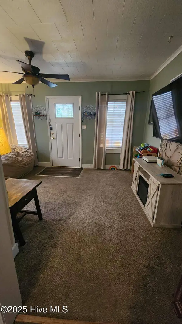 704 Grady ST, Elizabeth City, NC 27909